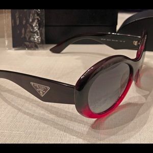 ❗️SOLD ❗️Prada Authentic Sunglasses